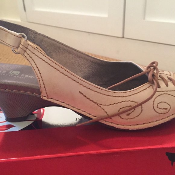 Jose Saenz designer Spanish heels with etching on - Picture 6 of 7